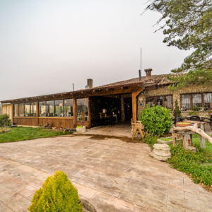 OPORTUNIDAD DE RESTAURANTE-ALBERGUE TURISTICO EN CAMINO DE SANTIAGO