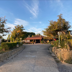 OPORTUNIDAD DE RESTAURANTE-ALBERGUE TURISTICO EN CAMINO DE SANTIAGO