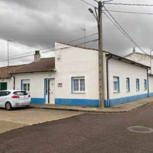 CASA EN VENTA EN CALZADA DE LOS MOLINOS